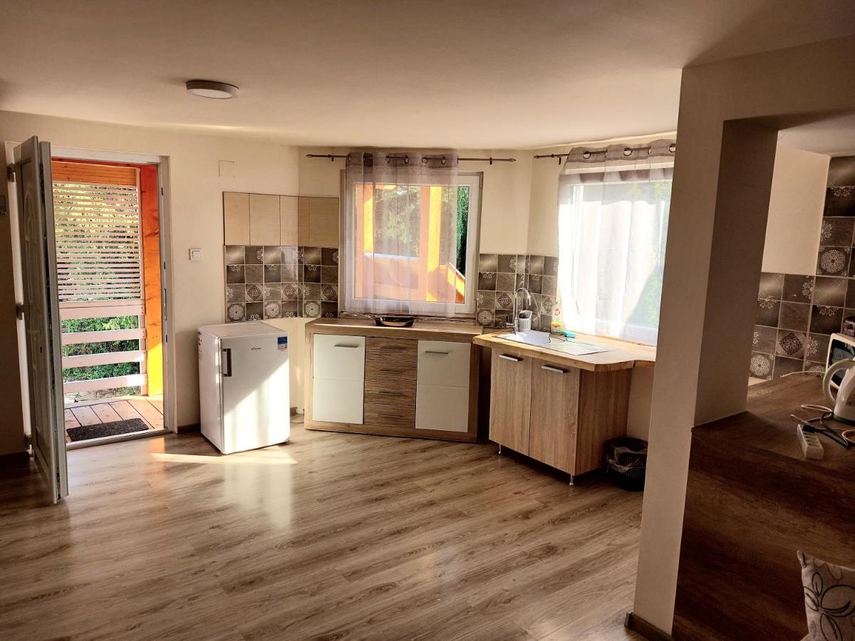 Tuende Szallas Bogács Exterior foto