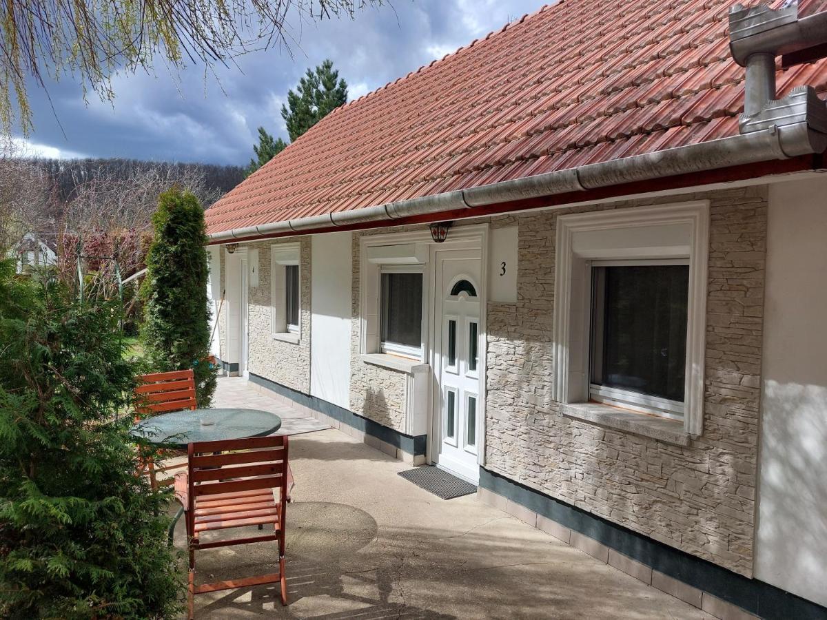 Tuende Szallas Bogács Exterior foto